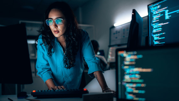 One in Five IT Companies Expects Revenue Decline as Industry Faces Growing Pressures